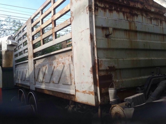 ขายรถบรรทุกสิบล้อดัมพ์ HINO 3H เครื่องเดิม 195 แรง 2 เพลา กระบะดัมพ์สามมิตร รถจอดนาน ทะเบียนม.79