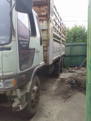ขายรถบรรทุกสิบล้อดัมพ์ HINO 3H เครื่องเดิม 195 แรง 2 เพลา กระบะดัมพ์สามมิตร รถจอดนาน ทะเบียนม.79