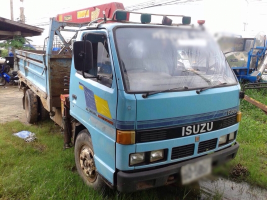 ขายรถหกล้อติดเครน ISUZU NKR เครื่อง 110 แรง เกียร์ยาว เครน Tanado 2.5 ตัน