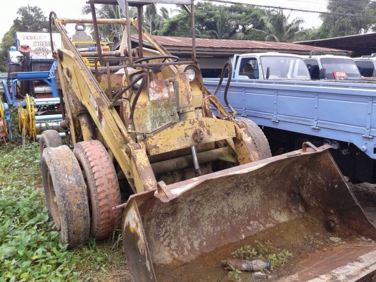 ขายรถตักล้อยาง SD20 - 204 สภาพเดิมๆ ตามรุ่น เอกสารสัญญาซื้อขาย