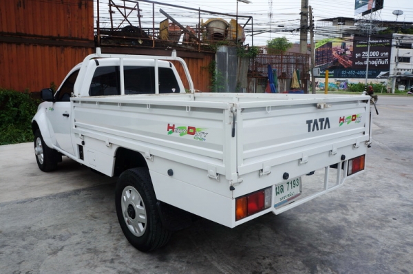 TATA ปี 2013 ติดแก็ส CNG 3 ถัง ใต้ท้อง รถสวย เครื่องแน่นๆวิ่งดีมาก ช่วงล่างแน่น แอร์เย็นๆ เบาะหนังสภาพดี กระบะหลังสวย สีสวย รภพร้อมใช้งาน จัดไฟแนนได้
