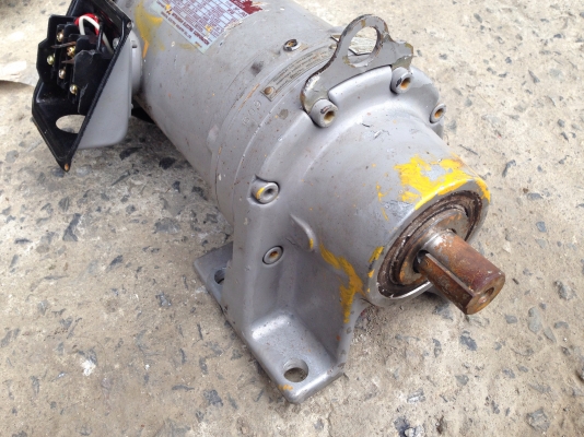 ขายมอเตอร์เกียร์ Cycro drive Sumitomo มอเตอร์ Mitsubishi 1 HP. 380 V อัตราทด 1:11 สภาพสวย วิ่งนิ่ม พร้อมใช้งาน