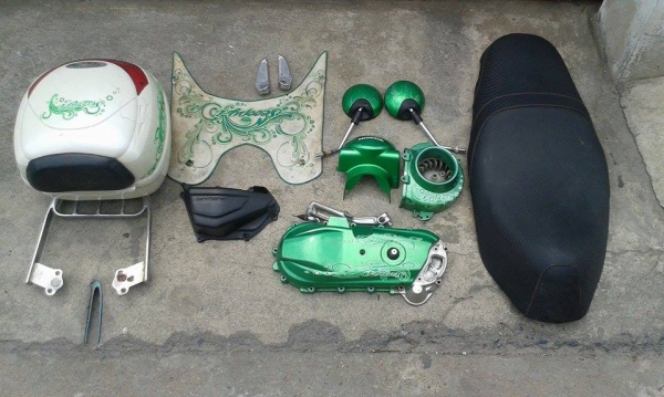 Honda scoopy i ปี 52 สีดำ น้ำตาล ล้อแม็ค ราคา18900