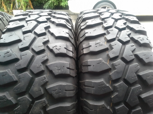 ยางMaxxis bighorn33x12.5x15 ปี12 สวยๆ1ชุด ยางMaxxis bighorn33x12.5x15 ปี12 สวยๆ1ชุด