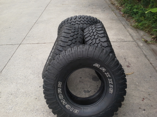 ยางMaxxis bighorn33x12.5x15 ปี12 สวยๆ1ชุด ยางMaxxis bighorn33x12.5x15 ปี12 สวยๆ1ชุด