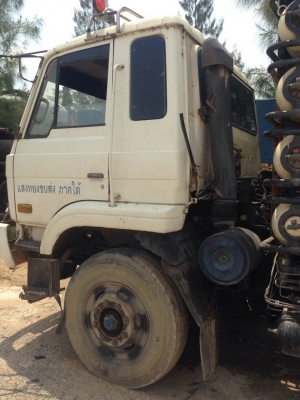 ขายรถ10ล้อหัวคัชซี NISAN CWM430M เครื่อง 230แรงม้า สนใจโทร 081-9701072 ขายรถ10ล้อหัวคัชซี NISAN CWM430M เครื่อง 230แรงม้า สนใจโทร 081-9701072