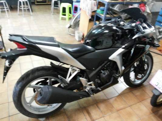 ขาย Honda CBR 250 CC. สีดำ-เทา รถปี 54 ทะเบียนโอน 55000 บาท วิ่ง9000 กิโลเมตร (พระโขนง กทม.) ขาย Honda CBR 250 CC. สีดำ-เทา รถปี 54 ทะเบียนโอน 55000 บาท วิ่ง9000 กิโลเมตร (พระโขนง กทม.)