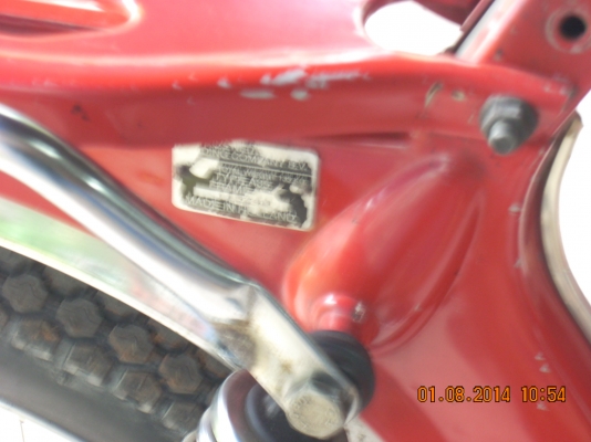 จักรยานโบราณติดเครื่องขับได้ จักรยานโบราณติดเครื่องขับได้