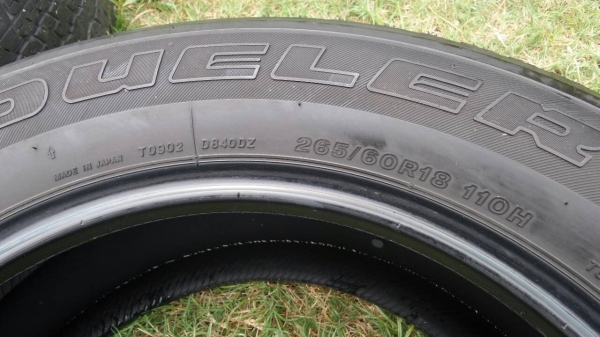 ขายแม็กใหม่แกะกล่อง ADVAN  RS ขอบ18 กว้าง 9x10นิ้ว พร้อมยาง 265/60R18