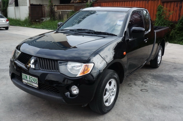 MITSUBISHI TRITON CAB ปี 2007 ขายรถสวย ล้อ MAX เครื่องเดิมแน่นๆ ช่วงล่างดี แอรืเย็น รถขับดีมาก พวงมาลัยพาวเวอร์ ภายในสภาพสวย สีสวย รถพร้อมใช้งาน จัดไฟแนนได้