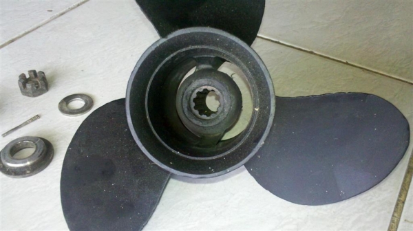 ขายใบพัด ยามาฮ่า 20/25/30 แรงม้า ยกชุด 2500 บาท ขายใบพัด ยามาฮ่า 20/25/30 แรงม้า ยกชุด 2500 บาท