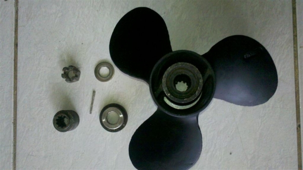 ขายใบพัด ยามาฮ่า 20/25/30 แรงม้า ยกชุด 2500 บาท