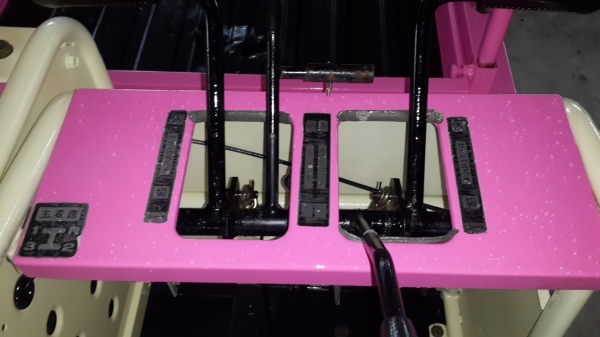 รถบรรทุกการเกษตรและก่อสร้าง