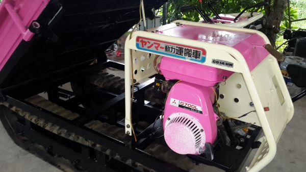 รถบรรทุกการเกษตรและก่อสร้าง