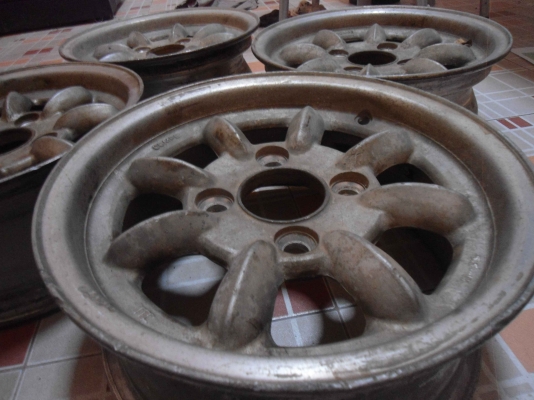 (ราคาพร้อมส่งทั่วไทยครับผม)ขายแม็ก กล้วย comp - japan ขอบ 13 กว้าง 5.5 ขนาด 4 รู 114 ผิวบางๆ แห้งๆ (ราคาพร้อมส่งทั่วไทยครับผม)ขายแม็ก กล้วย comp - japan ขอบ 13 กว้าง 5.5 ขนาด 4 รู 114 ผิวบางๆ แห้งๆ