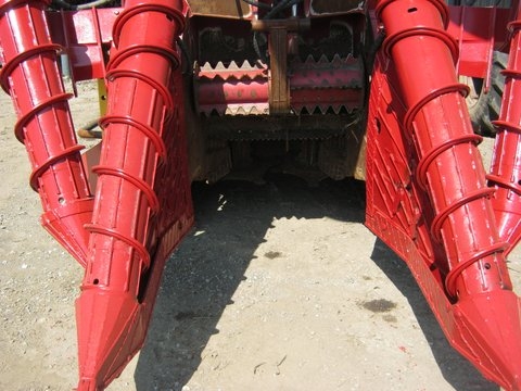 ขายรถตัดอ้อยมือสอง ออสทอฟ ปี2010 3,800 ชั่วโมง นำเข้าจากอเมริกา รัฐหลุยซ์เซียน่า