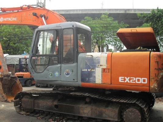 ขายรถแม็คโคร HITACHI   EX 200 - 2
