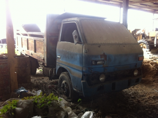 ขายรถ 6 ล้อ 10 ล้อ หน้ายาว หน้าตัด จำนวน 7 คัน ISUZU รถสะภาพเดิมขายเหมา หรือ แยกคันก็ได้ ราคาย้อมๆสนใจจองด่วน