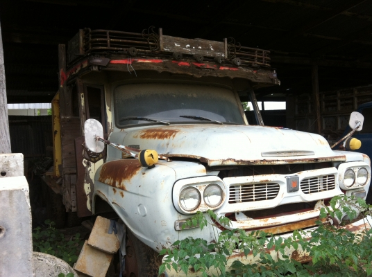 ขายรถ 6 ล้อ 10 ล้อ หน้ายาว หน้าตัด จำนวน 7 คัน ISUZU รถสะภาพเดิมขายเหมา หรือ แยกคันก็ได้ ราคาย้อมๆสนใจจองด่วน