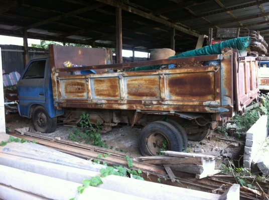 ขายรถ 6 ล้อ 10 ล้อ หน้ายาว หน้าตัด จำนวน 7 คัน ISUZU รถสะภาพเดิมขายเหมา หรือ แยกคันก็ได้ ราคาย้อมๆสนใจจองด่วน