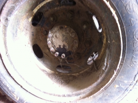 ขายรถ 6 ล้อ 10 ล้อ หน้ายาว หน้าตัด จำนวน 7 คัน ISUZU รถสะภาพเดิมขายเหมา หรือ แยกคันก็ได้ ราคาย้อมๆสนใจจองด่วน