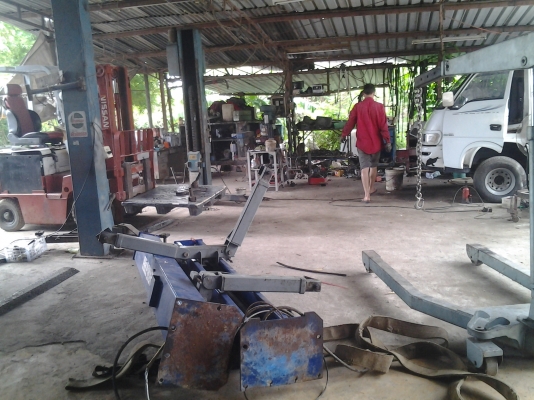 ขายฮ้อยยกรถ 3.5ตัน สภาพใหม่ ซื้อมาติดตั้งแล้วไม่ได้ใช้งาน ขายถูกครับ 42000 บาทเท่านั้น