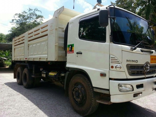 รถฮีโน่ 10 ล้อดั้ม 251 แรงม้า. ปี 53  ( รถวิ่ง 9x,xxx กม. )  สนใจติดต่อ 081 - 6079515