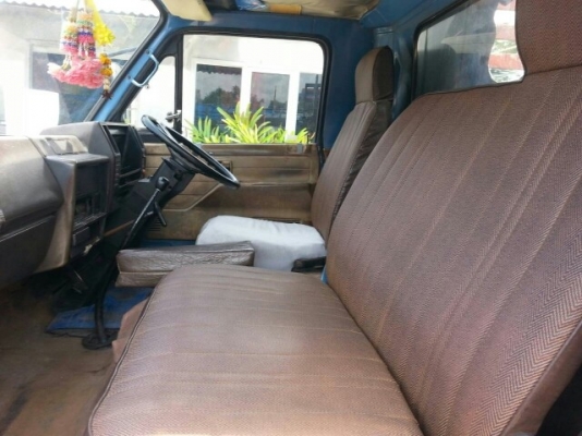 ขายISUZU NPR115แรง เครื่องดีปี32 แคชซีสวย ยางใหม่6เส้น ยาว4.30เมตร สภาพพร้อมใช้งาน เอกสารพร้อมโอน สนใจโทร 090-8588220คุณนะ หรือ www.truck.in.th/498