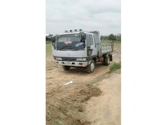 ขายดั้มHINO 195แรง เครื่องดี แคชซีสวย ยางดี ภายในสวย แอร์เย็น พ.เพาเวอร์ เบรกทิฟฟี่ สภาพพร้อมใช้งาน เอกสารพร้อมโอน สนใจโทร 090-8588220คุณนะ หรือ www.truck.in.th/498