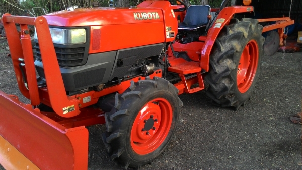 L4508 ใบดันหน้า โรตารี่ตราช้าง จัดราคาพิเศษให้กันครับ L4508 ใบดันหน้า โรตารี่ตราช้าง จัดราคาพิเศษให้กันครับ