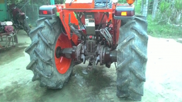 L4508 ใบดันหน้า โรตารี่ตราช้าง จัดราคาพิเศษให้กันครับ L4508 ใบดันหน้า โรตารี่ตราช้าง จัดราคาพิเศษให้กันครับ