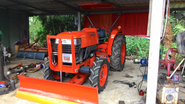 L4508 ใบดันหน้า โรตารี่ตราช้าง จัดราคาพิเศษให้กันครับ L4508 ใบดันหน้า โรตารี่ตราช้าง จัดราคาพิเศษให้กันครับ