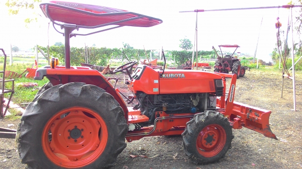 L4508 ใบดันหน้า โรตารี่ตราช้าง จัดราคาพิเศษให้กันครับ L4508 ใบดันหน้า โรตารี่ตราช้าง จัดราคาพิเศษให้กันครับ