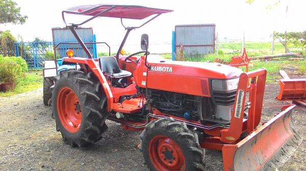 L4508 ใบดันหน้า โรตารี่ตราช้าง จัดราคาพิเศษให้กันครับ L4508 ใบดันหน้า โรตารี่ตราช้าง จัดราคาพิเศษให้กันครับ