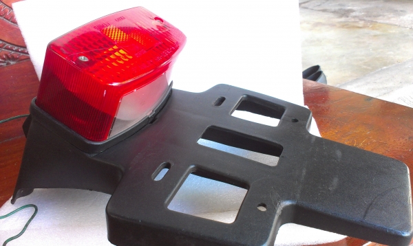 ไฟท้ายพร้อมขาจับMTX125แท้