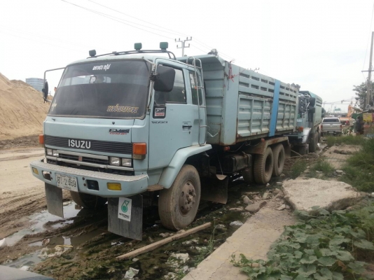 ขายด่วนรถ10ล้อดั๊มพ์ ISUZU ROCKY FVZ195 แรงม้า