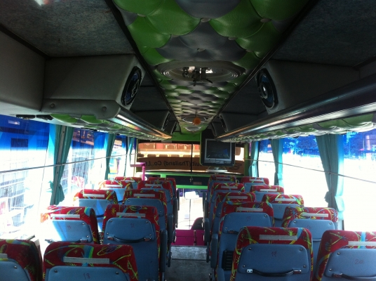 รถบัสแอร์