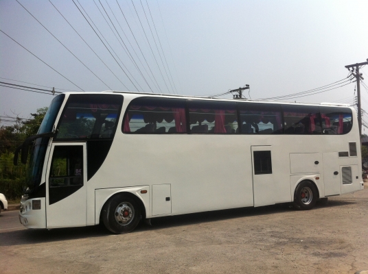 รถบัสแอร์