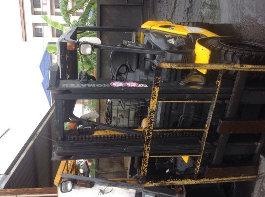 ขายรถ komatsu fg30 gas+น้ำมันเบนซิล รุ่น17