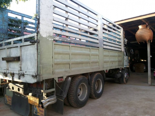 ขายรถสิบล้อ เครื่อง 175 เบรคทิฟฟี่  พวงมาลัยพาวเวอร์  มีแอร์