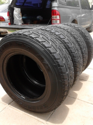 235/70R15 BRIDGESTONE DUELER A/T  ชุด 4 เส้น  โทร.081-427-3941