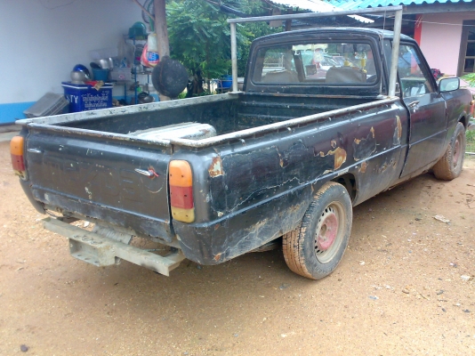 แพ็คคู่ครับ มาสด้าน้อย 2 คัน ราคาเดียว