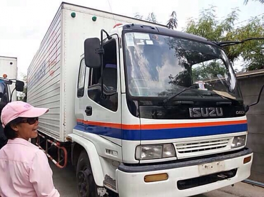 ขาย ISUZU   DECA ปี 41 เครื่อง 195 แรง ยาว 7.20 ม. พร้อมลิฟท้าย สภาพสวยคับ.  ราคา 755000฿ ด่วนๆๆ