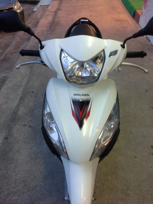 ราคาถูก Honda Spacy i ปี 2556 ลายใหม่ทูโทน สีขาว ดำ รถสวย ประหยัดน้ำมัน ราคาถูก Honda Spacy i ปี 2556 ลายใหม่ทูโทน สีขาว ดำ รถสวย ประหยัดน้ำมัน