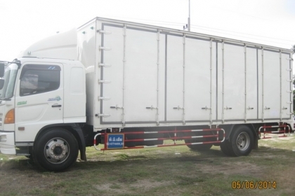 ขาย Mega 500 ปี 54  ตู้สิบบาน 7.6 m วิ่งน้อย รถสวยพร้อมใช้ โทร 088-4501277