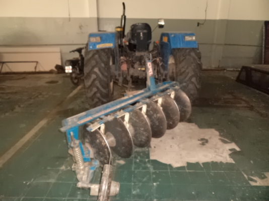 ขายรถไถ NEWHOLLAND TT55  55แรงขายตามสภาพ086-4457033 ไม่ลดแล้วครับ