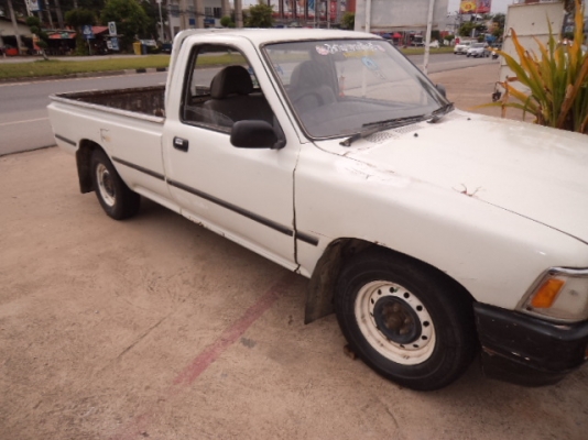ขายกระบะ TOYOTA ตอนเดียวปี1990ขายตามสภาพ086-4457033ไม่ลดแล้วครับ