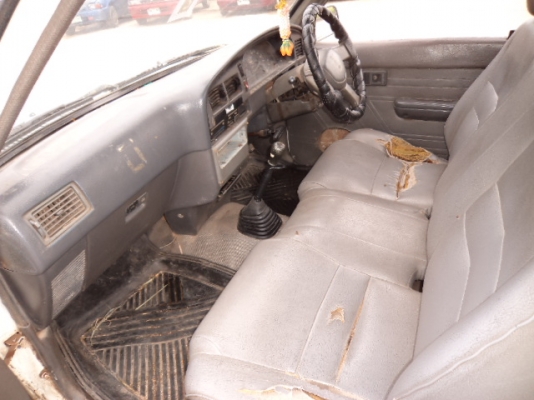 ขายกระบะ TOYOTA ตอนเดียวปี1990ขายตามสภาพ086-4457033ไม่ลดแล้วครับ
