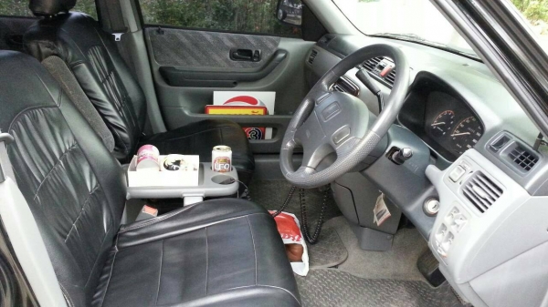 รถเก๋ง  ซีอาร์วี  น่าใช้  ปี 2001  สนใจสอบถาม  081-659-9559