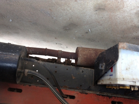 ISUZU. NPR110แรง เครื่องดี. ยางดี คัสซไม่ผุรถใช้งานทุกวันราคา25